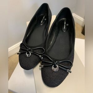 Bandolino Black Ballet Flats Size 6